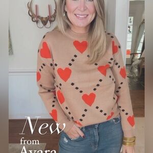 Avara Heart Pattern Sweater - Tan and Red